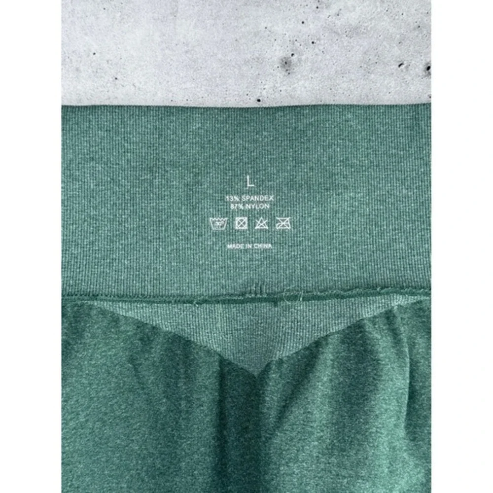 NVGTN Contour‎ Seamless Shorts Forest Green L High Waist Gymcore Workout